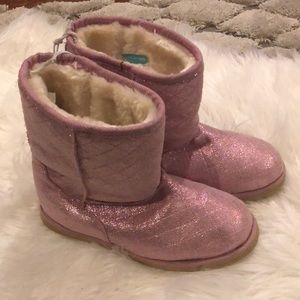 Pink iridescent Nordstrom Boots🎀